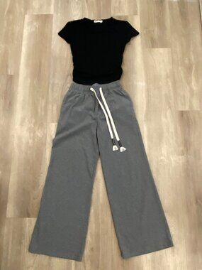Gray Wide Leg Lounge Set Women XS Ruched Black Tee + Drawstring Pants Athle